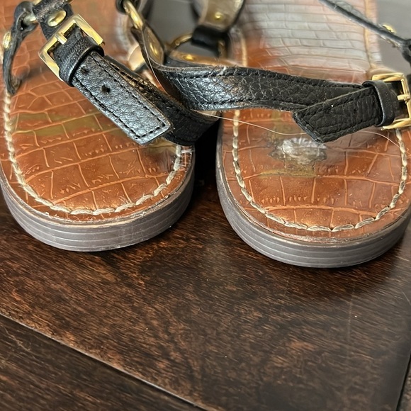 Sam Edelman black and gold sandals 9 - Picture 4 of 13